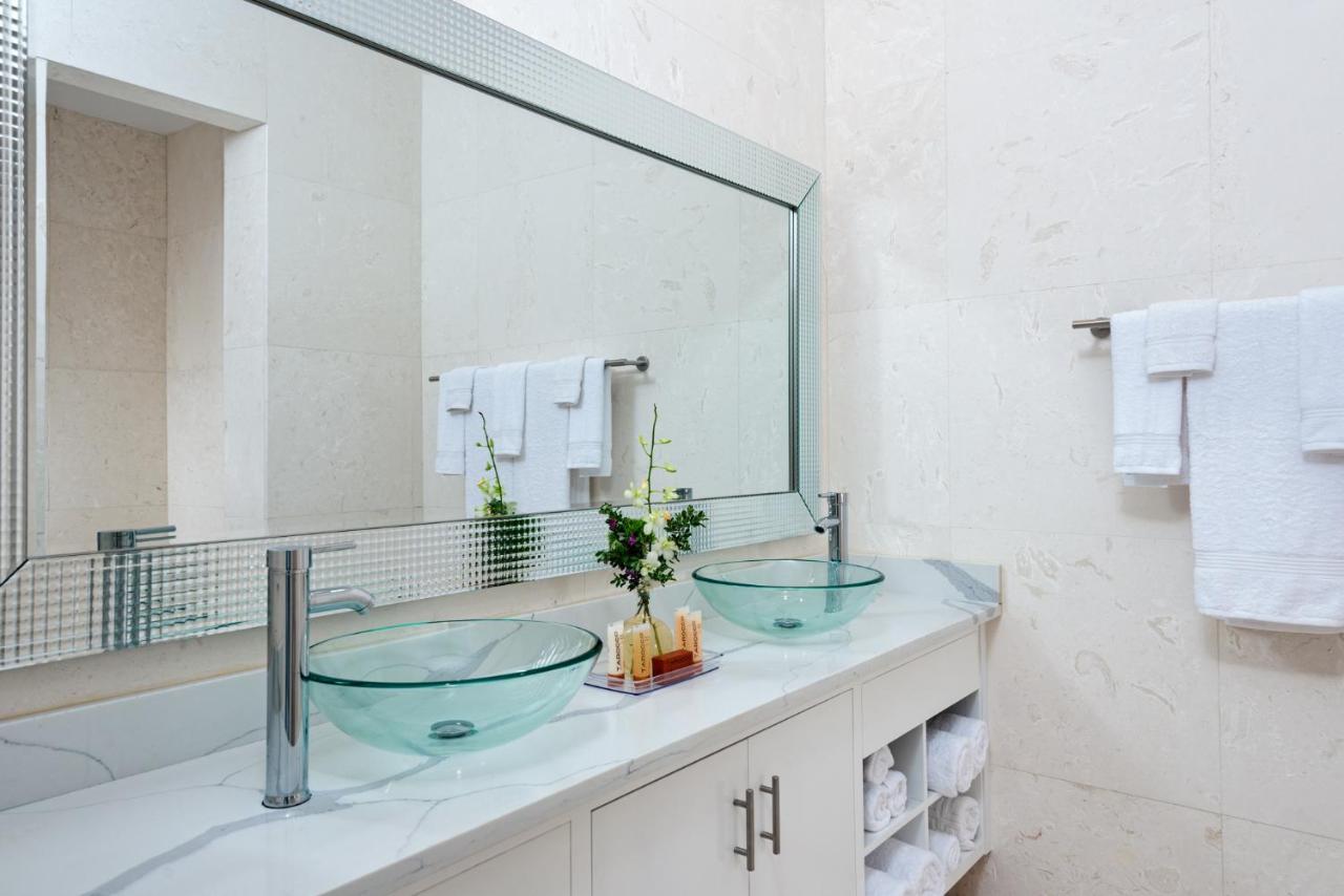 Zenza Boutique Hotel Turtle Cove Luaran gambar